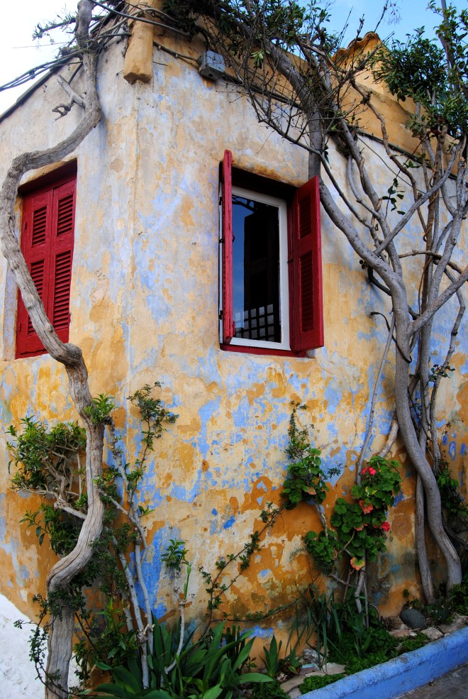 The town of Analfi on the way to the Acropolis.